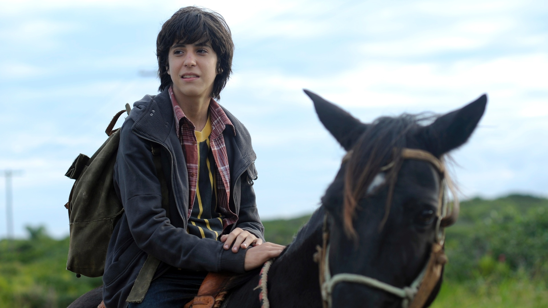 Cena do filme "A Busca", de Luciano Moura. Estrelado por Wagner Moura, Lima Duarte, Mariana Lima e Brás Antunes, filho do cantor Arnaldo Antunes, o longa conta a história de um pai que procura pelo filho desaparecido. Uma das atrações da Mostra de São Paulo em 2012, o filme chega ao circuito nacional com trilha sonora composta pelo ex-titã. - Divulgação / Downtown Filmes e Paris Filmes