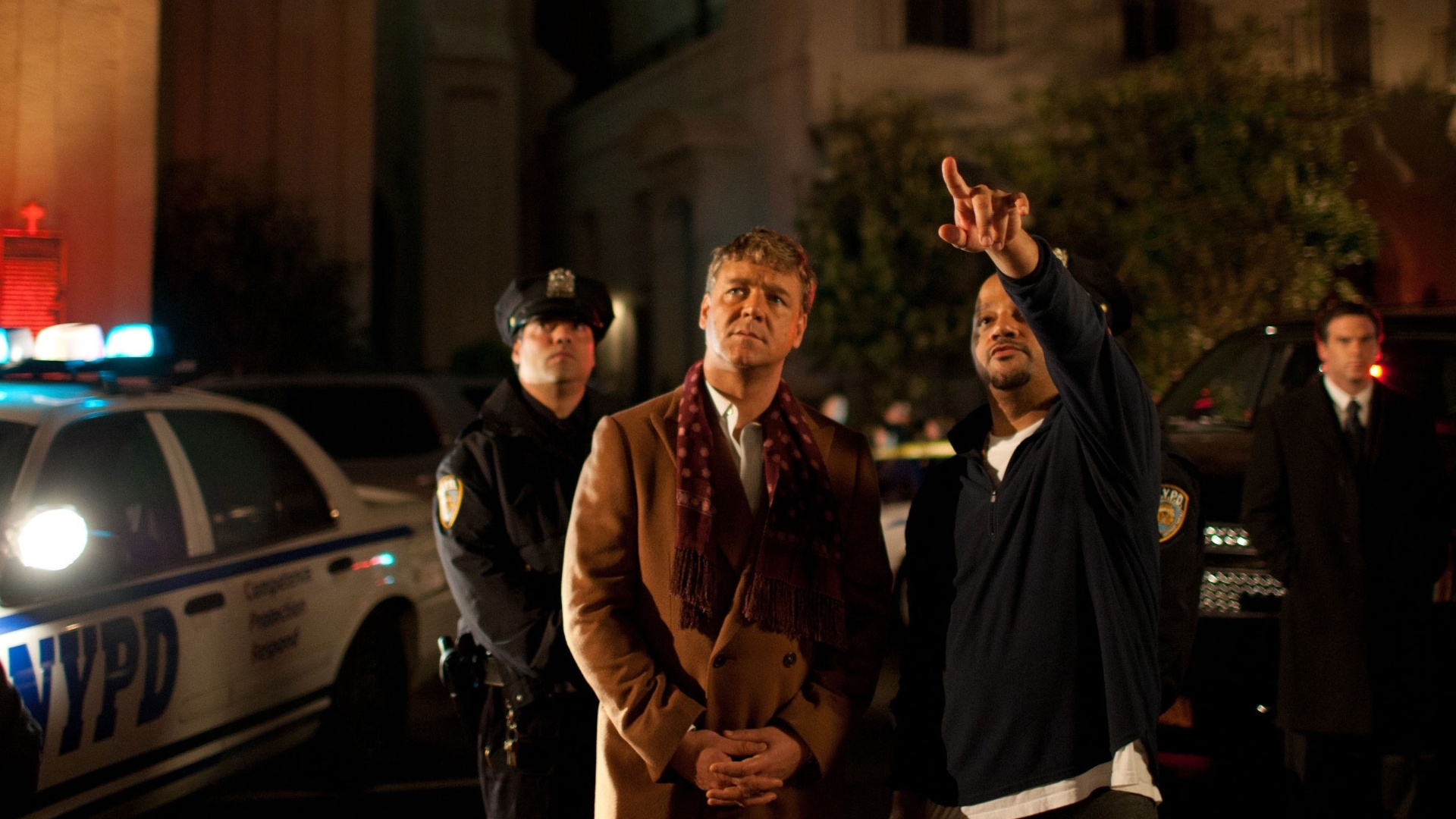 Cena do filme "Linha de Ação", de Allen Hughes. Estrelado por Russell Crowe, Mark Wahlberg e Catherine Zeta-Jones, o filme mostra a história do ex-policial Billy Taggart, que descobre um grande escândalo após seguir a mulher do prefeito. Prejudicado pelo político, Taggart tenta buscar vingança. - Divulgação / Imagem Filmes