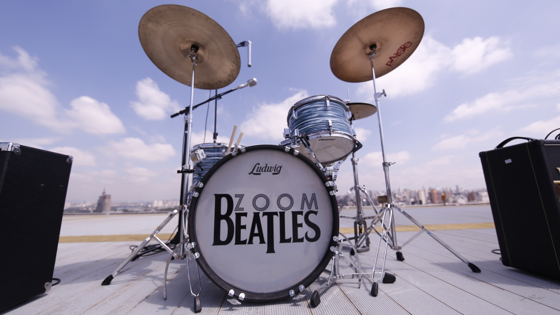 Detalhe da bateria utilizada pelo Zoom Beatles durante a gravação dos clipes do Especial - Eduardo Piagentini/UOL