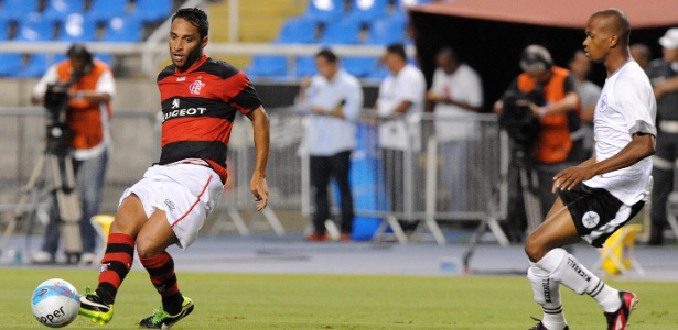 Ibson em ação pelo Flamengo; meia foi um pedido da comissão técnica e pode chegar - Alexandre Vidal - Fla Imagem