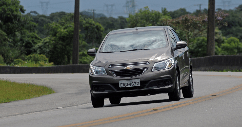 Chevrolet Prisma 1.0 LT - Murilo Góes/UOL
