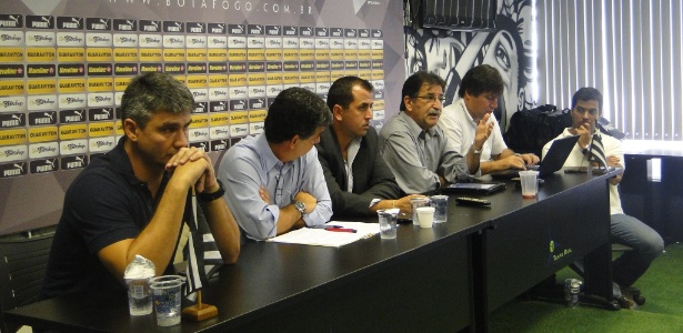 Cartolas se reuniram por decisão sobre possível aliciamento do São Paulo na base - Divulgação/Botafogo.com.br