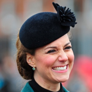 Kate Middleton durante parada pelo Dia de São Patrício na Inglaterra
