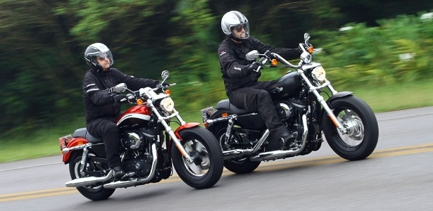 Harley-Davidson 1200 Custom CA e Custom CB compartilham o mesmo motor, câmbio e correia dentada - Mario Villaescusa/Infomoto
