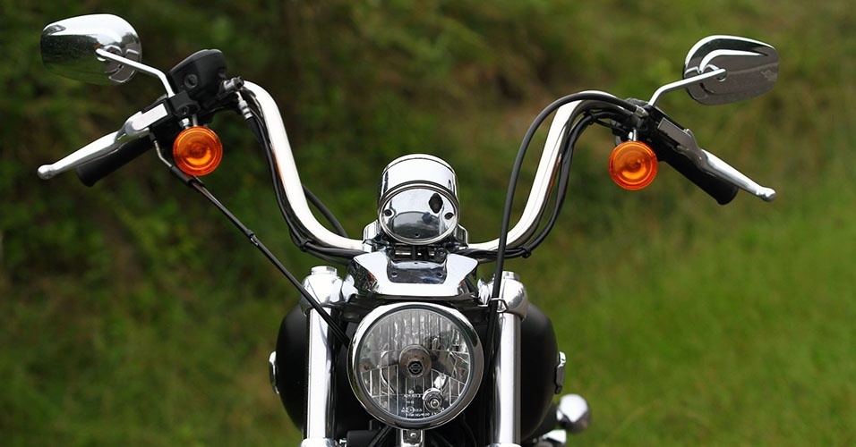 Harley-Davidson 1200 Custom CB - Mario Villaescusa/Infomoto