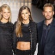 21 mar. 2013 - Ao final do desfile, a "angel" Erin Heatherton, Izabel Goulart e o ator norte-americano Paul Walker juntos para os agradecimentos - Silvia Boriello/UOL
