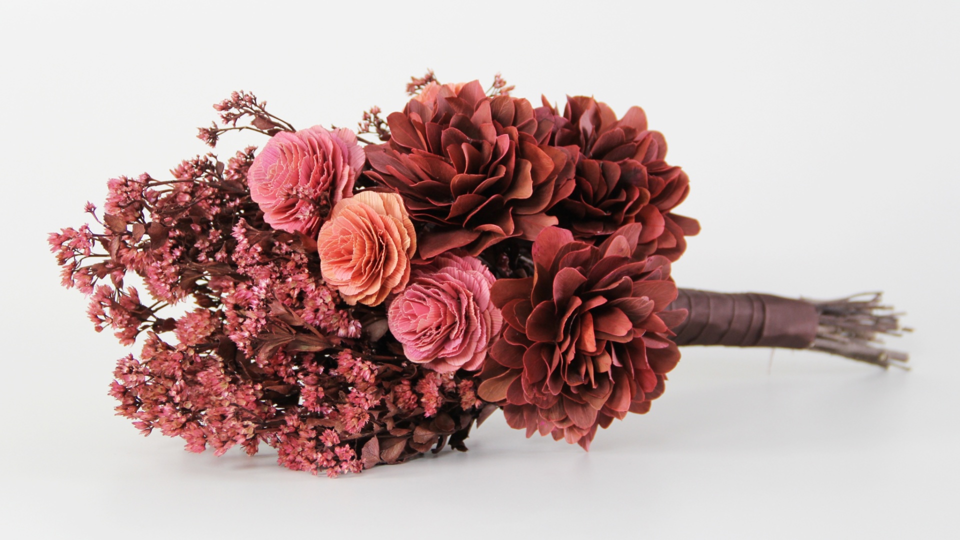 Arranjo de flores secas; a partir de R$ 350,00, na Bouquet Boutique (www.bouquetboutique.com.br).  Preço pesquisado em março de 2013 e sujeito a alterações - Divulgação