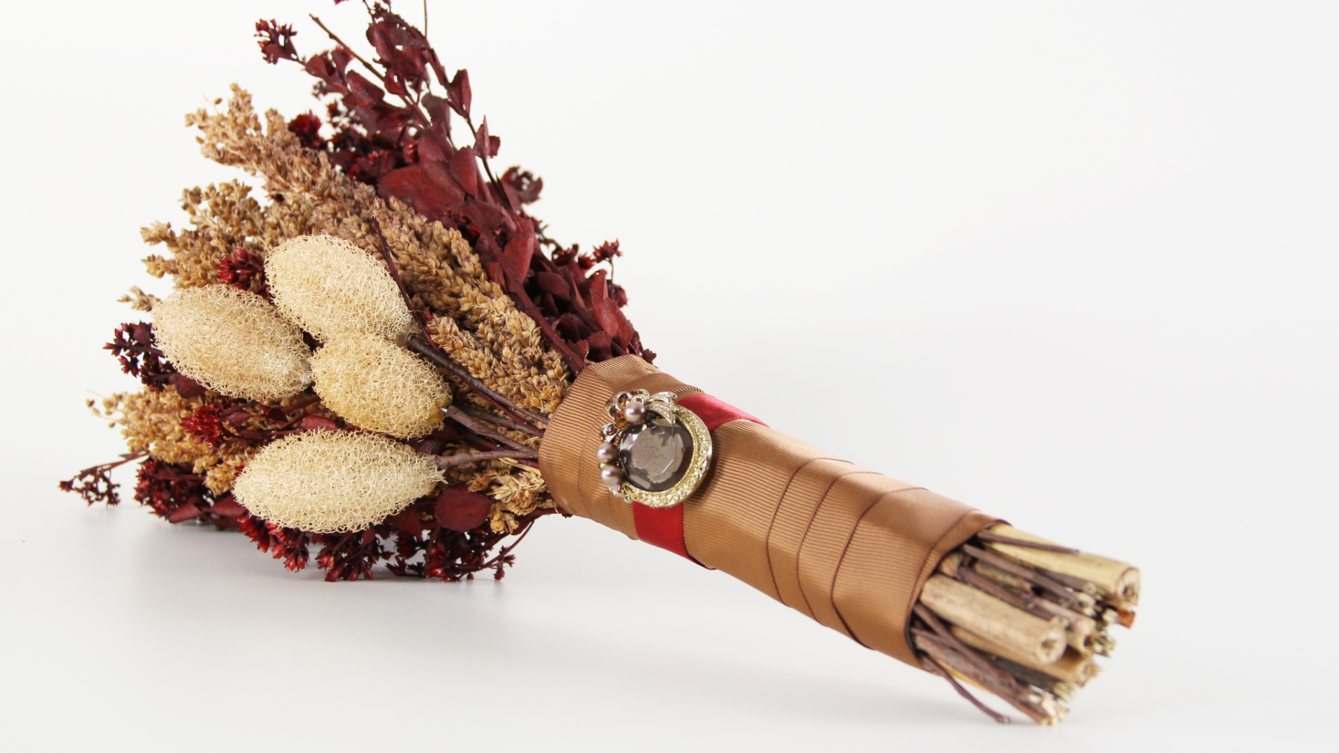 Arranjo de flores secas; a partir de R$ 350,00, na Bouquet Boutique (www.bouquetboutique.com.br).  Preço pesquisado em março de 2013 e sujeito a alterações - Divulgação