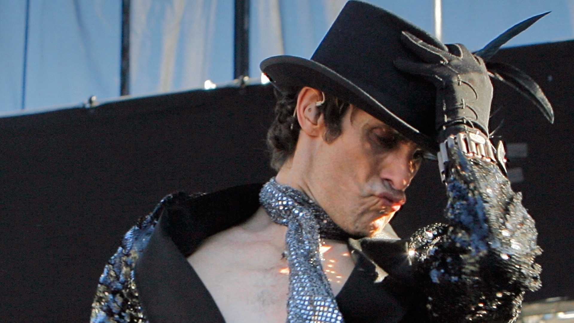 Perry Farrell se apresenta no festival KROQ - Kevin Winter/Getty Images