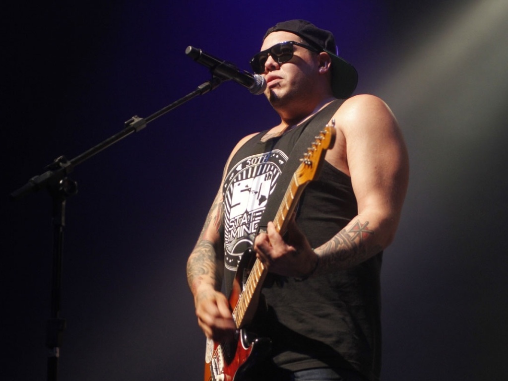 22.mar.2013 - Banda Sublime with Rome se apresenta no HSBC Brasil, em São Paulo. O grupo, resultado de uma parceria de Eric Wilson (ex-Sublime) com o guitarrista Rome Ramirez, ainda vai passar por Curitiba, Belo Horizonte, Florianópolis e Vitória - Taiz Dering/Divulgação