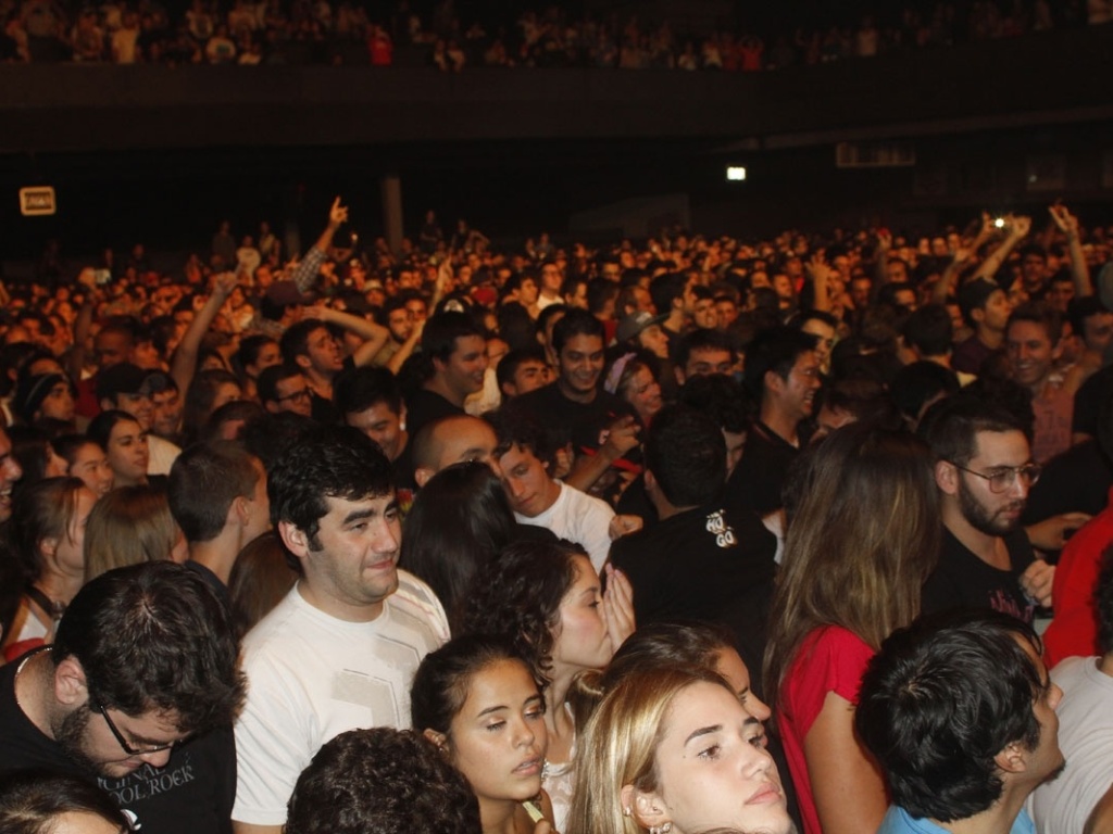 22.mar.2013 - Banda Sublime with Rome se apresenta no HSBC Brasil, em São Paulo. O grupo, resultado de uma parceria de Eric Wilson (ex-Sublime) com o guitarrista Rome Ramirez, ainda vai passar por Curitiba, Belo Horizonte, Florianópolis e Vitória - Taiz Dering/Divulgação