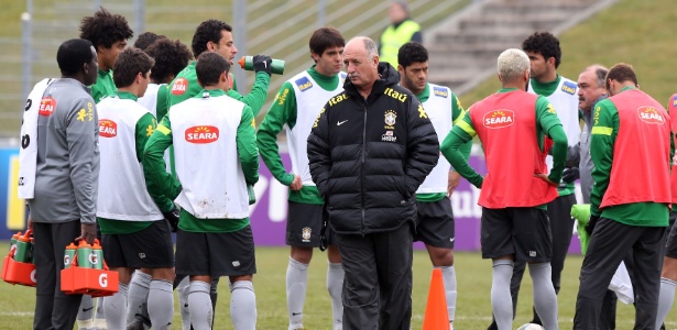 Felipão terá o último jogo com atletas da Europa antes do torneio-teste para a Copa