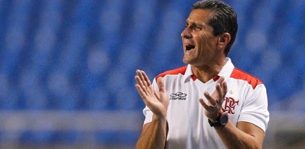 O técnico Jorginho cobrou seriedade de seus jogadores em coletiva nesta sexta-feira - Wagner Meier/Fla Imagem