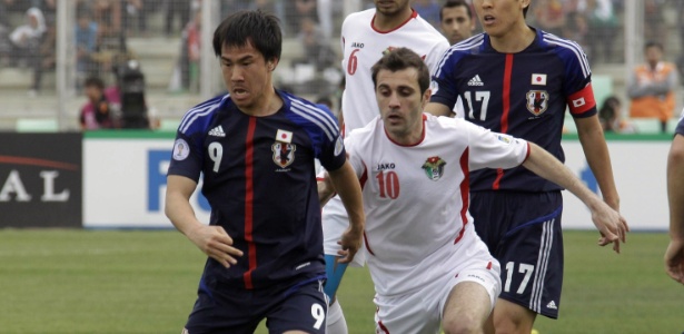 Japão precisava de um empate na Jordânia, mas perdeu por 2 a 1 e ainda não se garantiu na Copa