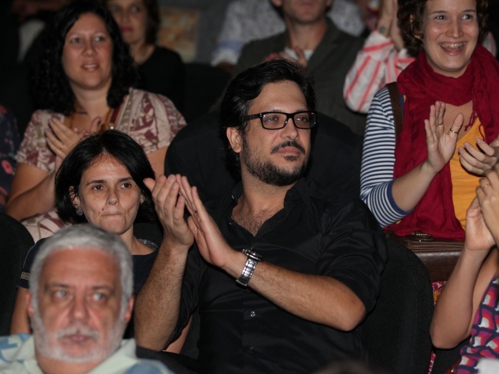 26.mar.2013 - O ator Lúcio Mauro Filho prestigiou a 7ª edição do Prêmio Zilka Sallaberry de Teatro Infantil, que aconteceu em um teatro na zona sul do Rio - AgNews