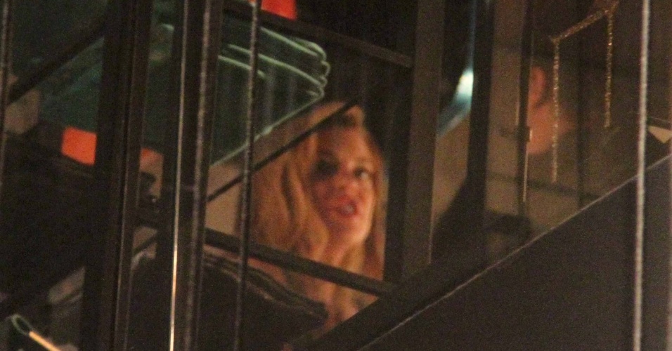 28.mar.2013 - Lindsay Lohan chega em um coquetel em loja em São Paulo. A atriz está no Brasil para participar de festa de uma marca de roupas. Ela também visitará Florianópolis