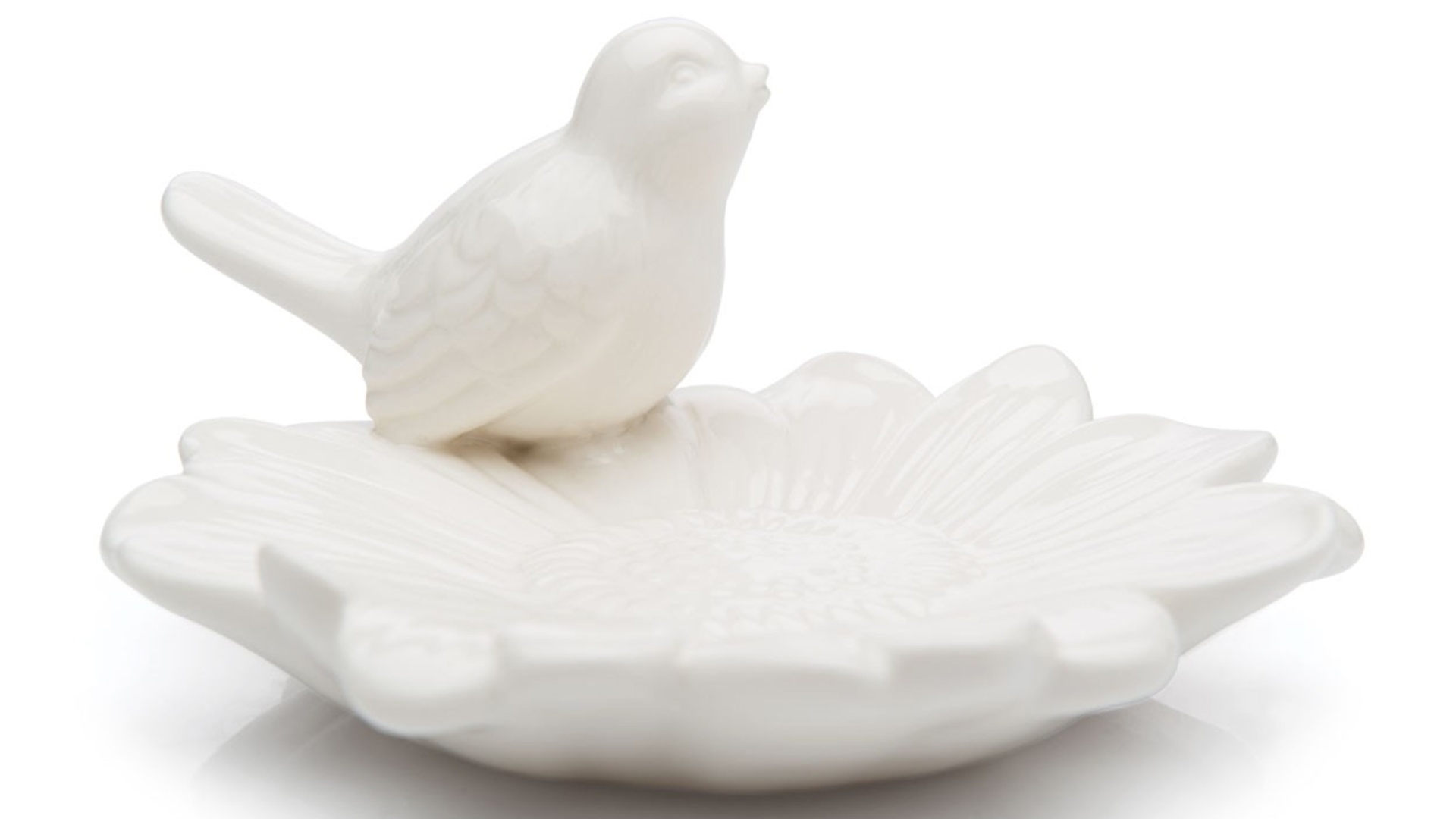 Porta-anel de porcelana; da Imaginarium (www.imaginarium.com.br), por R$ R$ 29,90. Disponibilidade e preço pesquisados em março de 2013 e sujeito a alterações - Divulgação/Imaginarium