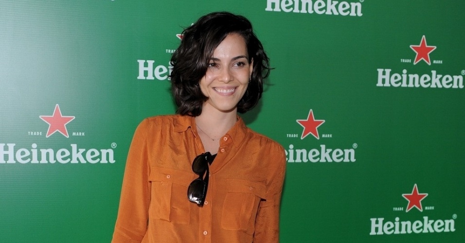 29.mar.2013 - A atriz Tainá Muller prestigiou o primeiro dia do festival Lollapalooza que acontece em São Paulo
