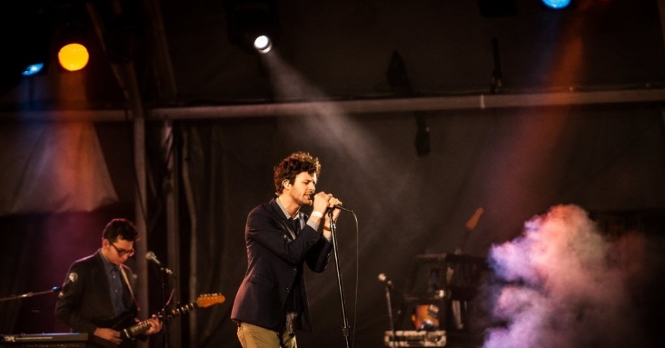 29.mar.2013 - Apresentação da banda Passion Pit no palco Alternativo, no primeiro dia do festival Lollapalooza, no Jockey Club de São Paulo - Eduardo Anizelli/Folhapress