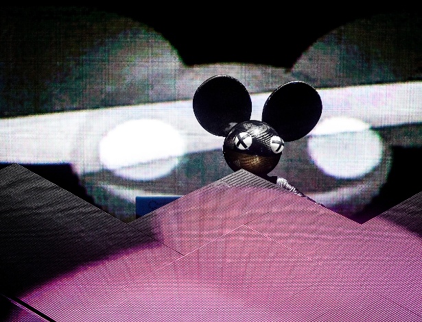 O canadense Deadmau5 enfrenta batalha contra a Disney pelo uso de imagem da cabeça de camundongo  - Leonardo Soares/UOL