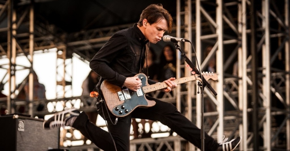 30.mar.2013 - Franz Ferdinand se apresenta no palco Butantã no segundo dia do Lollapalooza Brasil 2013 - Sergio Carvalho/Folhapress