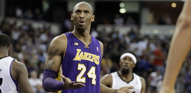 Kobe Bryant se tornou o 4° maior pontuador da história da NBA na partida entre Lakers e Kings - AP Photo/Rich Pedroncelli