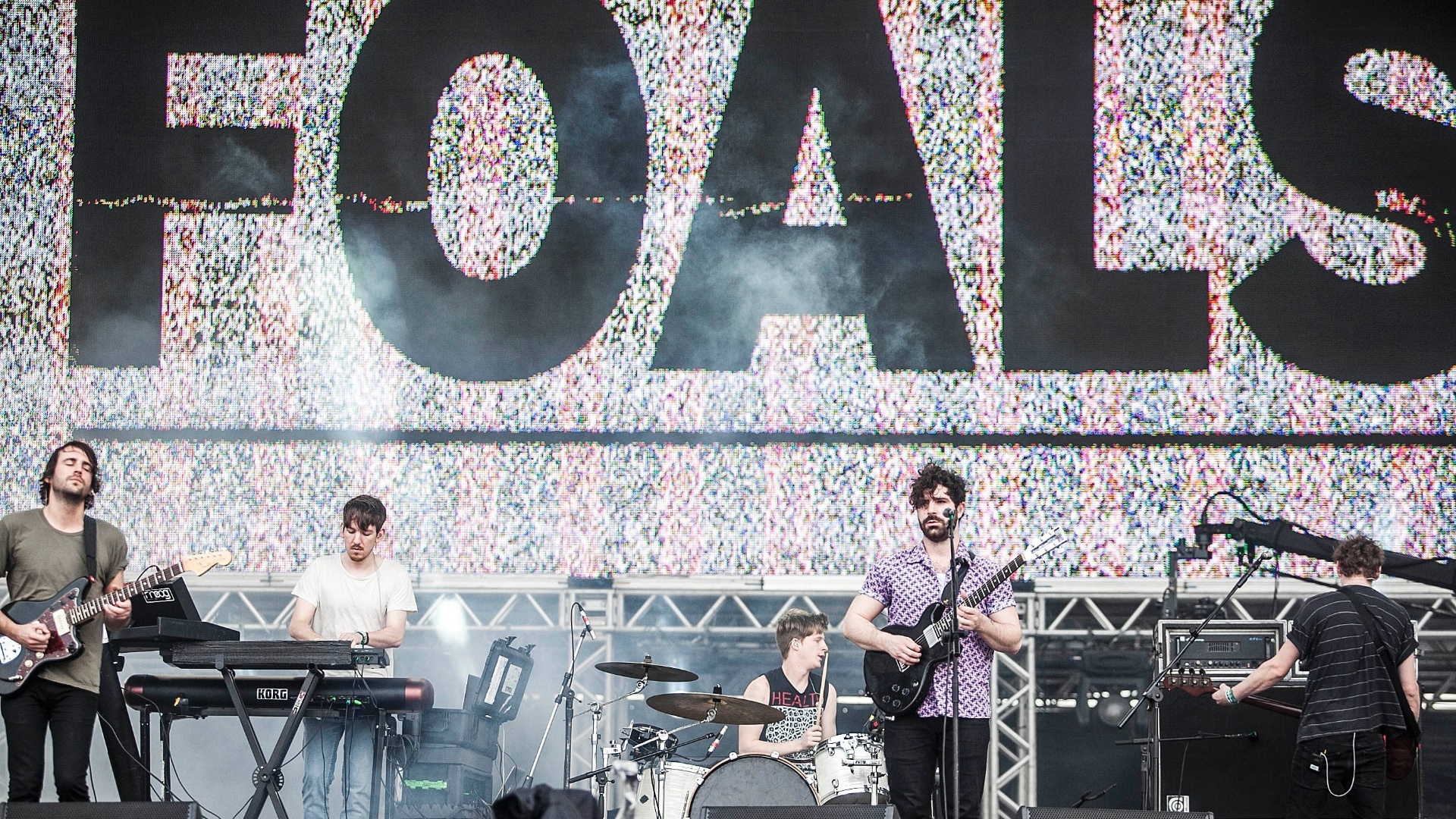 31.mar.2013:  Foals, banda de Oxford, na Inglaterra, toca no palco Butantã - Leonardo Soares/UOL