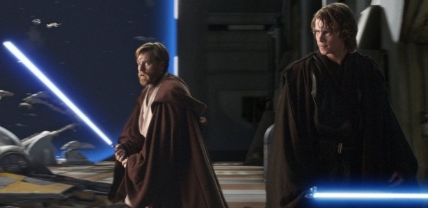 Obi-Wan Kenobi (Ewan McGregor) e Anakin Skywalker (Hayden Christensen) em cena do filme "Star Wars - A Vingança dos Sith", de 2005