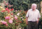 Jardineiro de 104 anos dá dicas de longevidade pelo Twitter - BBC