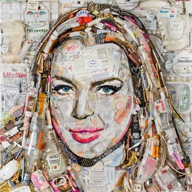 Artista faz retrato de Lindsay Lohan com embalagens de bebidas e cigarros