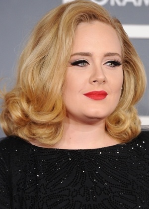 Adele está entre as inglesas que mais vendem discos no mundo - Getty Images