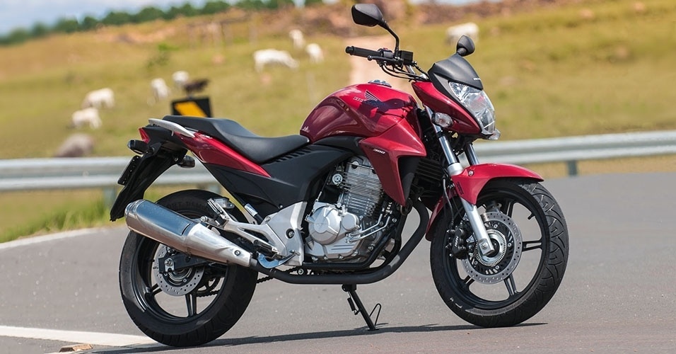 Honda CB 300R Flex - Doni Castilho/Infomoto