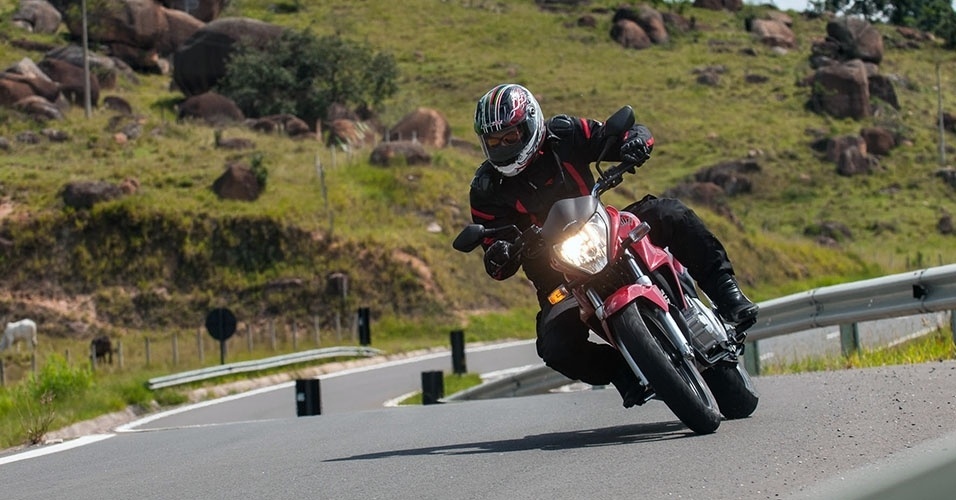 Honda CB 300R Flex - Doni Castilho/Infomoto