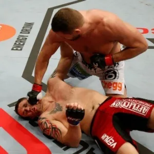 06.04.2013 - Matt Mitrione venceu Phil de Fries com um nocaute avassalador aos 19 segundos - Josh Hedges/Zuffa LLC/Getty Images