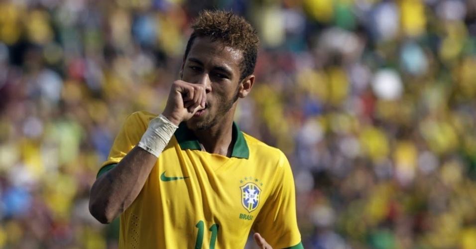 06.abr.2013 - Neymar comemora um dos gols do Brasil no duelo amistoso contra a Bolívia, em Santa Cruz de la Sierra - REUTERS/ David Mercado