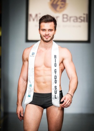 Mister Rio Grande do Sul, Jhonatan Marko, que vai representar o Brasil no Mister International e tentar o tri - Leandro Moraes/UOL