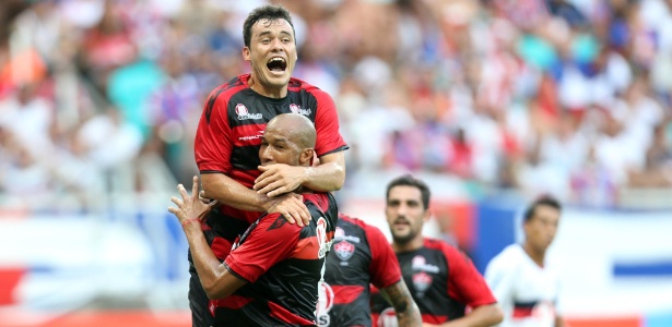 Renato Cajá inaugurou o placar e foi o responsável pelo 1º gol da Arena Fonte Nova - LÚCIO TÁVORA/AGÊNCIA A TARDE/ESTADÃO