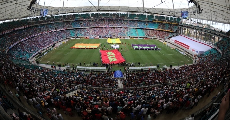 07.abr.2013 - 41 mil ingressos foram colocados à venda para o clássico Ba-Vi, que marcará a inauguração da Fonte Nova