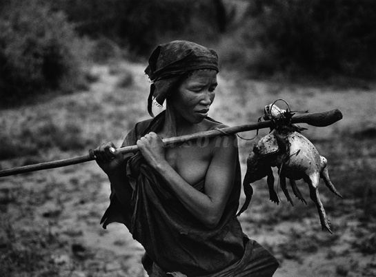 08.abr.2013 - Os Mentawai também faz parte da obra "Gênesis" - Amazonas Images/Divulgação/Sebastião Salgado