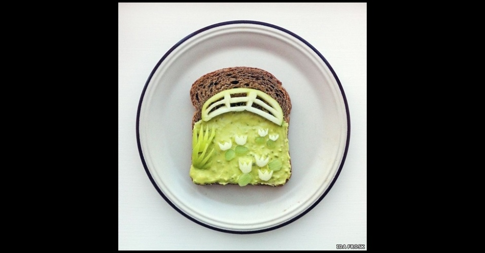 Artista e entusiasta da comida, a norueguesa Ida Frosk criou o projeto 'Art Toast', em que recria obras de arte de figuras como Munch, Monet, Picasso e Van Gogh usando torradas como tela - www.idafrosk.com