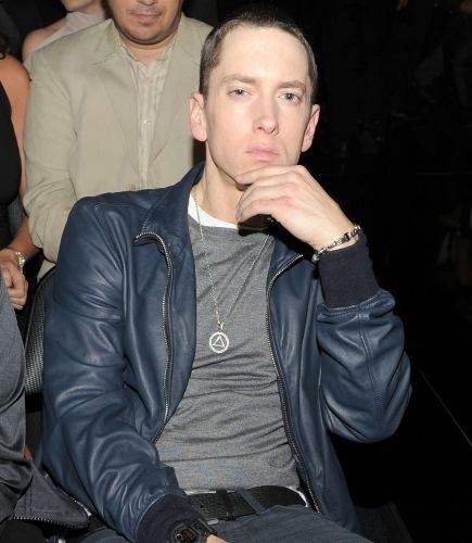 O rapper Eminem foi para a reabilitação em 2005 por causa de seu vício em remédios para dormir