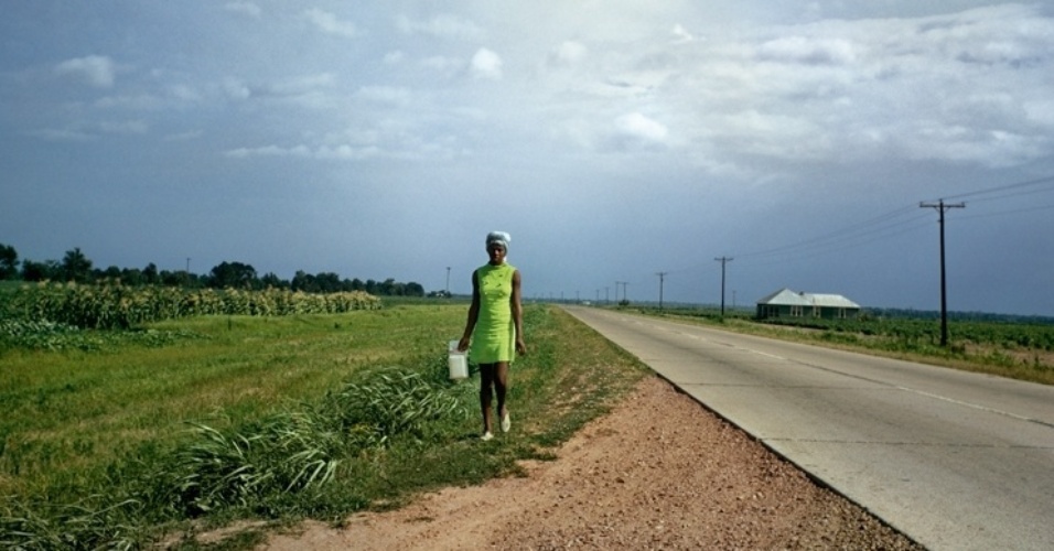 09.abr.2013 - Questionado sobre a premiação, Eggleston disse que "o mundo é colorido". "Parafraseando meu amigo John Szarkowski, minha tentativa tem sido a de ver simultaneamente tanto o céu quanto o azul como uma coisa só" - Eggleton Artistic Trust