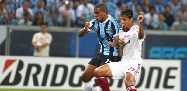 O volante Fernando quer mais apoio da torcida do Grêmio em jogos disputados em casa - Lucas Uebel/Preview.com