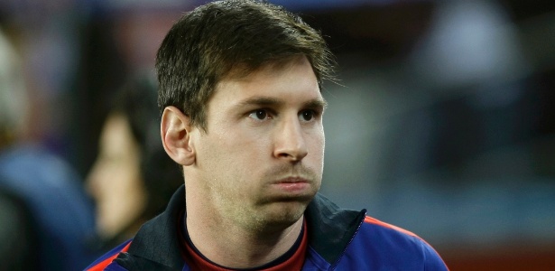 Reserva do Barcelona no primeiro tempo contra o PSG, Messi "bufa" - REUTERS/Gustau Nacarino 