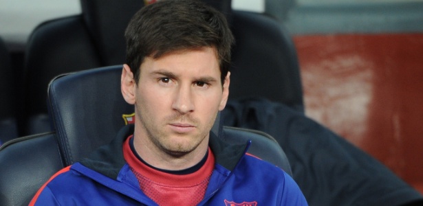 Técnico Tito Vilanova decidiu poupar Messi para não agravar sua lesão muscular - AFP PHOTO / LLUIS