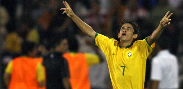 Leandro Lima se destacou no São Caetano e seleção sub 20 antes de jogar no Porto-PO - AFP/Miguel Rojo