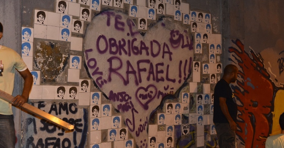 10.abr.2013 - Rafael Mascarenhas andava de skate no túnel Acústico, na zona sul do Rio, na madrugada do dia 20 de julho de 2010, quando foi atropelado e morto. A polícia constatou que o motorista Rafael de Souza Bussamra estava apostando "racha"