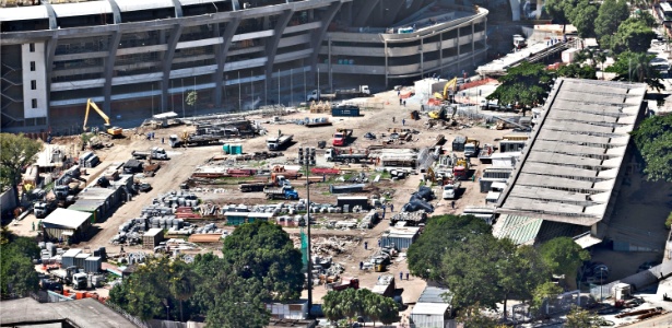 Pista de atletismo do Célio de Barros dá lugar a caminhões e material da reforma do Maracanã