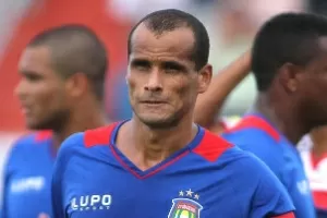 Hoje com 41 anos, Rivaldo ainda não anunciou se encerrará ou não a carreira - José Luis Silva/Futura Press/Estadão Conteúdo