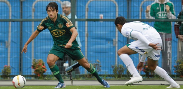 Tiago Real foi oferecido pelo Palmeiras e é nome aceito na Ponte Preta - Fernando Donasci/UOL
